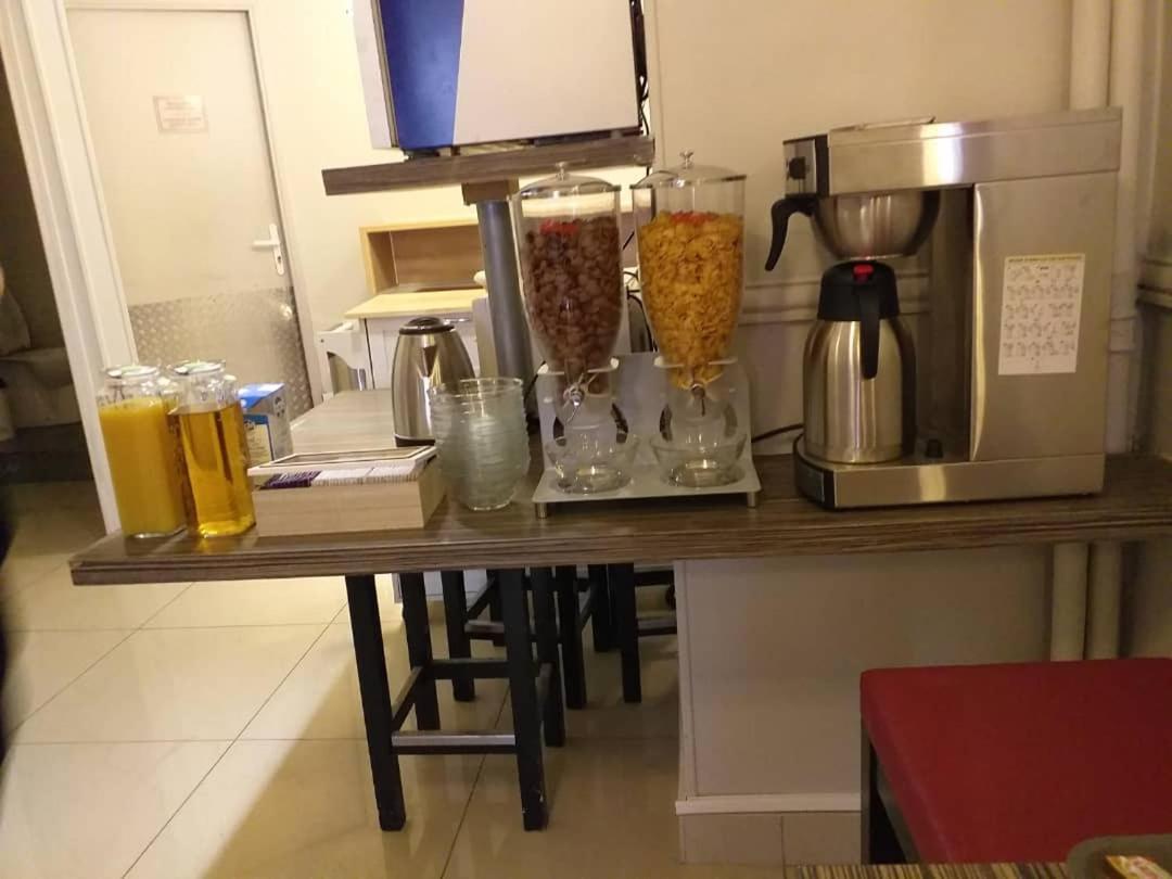 Pax Hotel Paris Ngoại thất bức ảnh